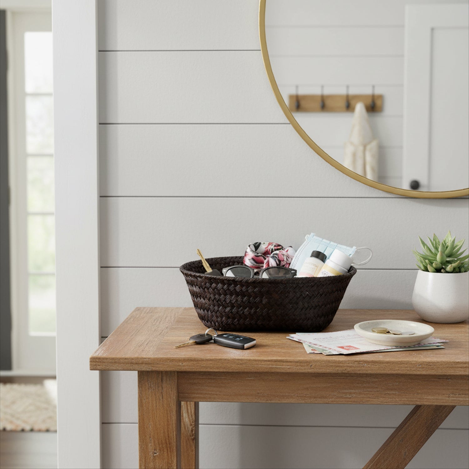 Alexa Collection: 12-Pack 6" Round Mahogany Tray Baskets